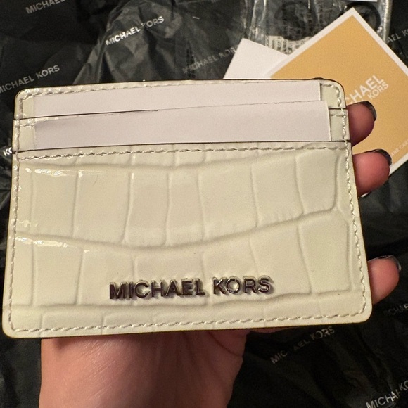 BNWT Michael Kors Croc-Embossed Leather Card Case (Optic White) NOT OUTLET - Picture 8 of 9